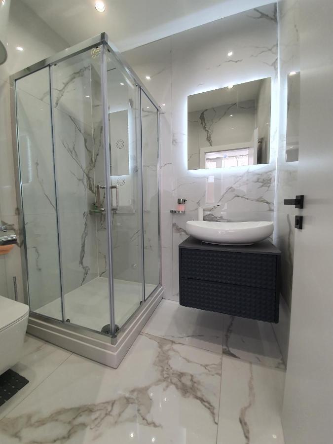 Apartmani Lavin 马林斯卡 外观 照片