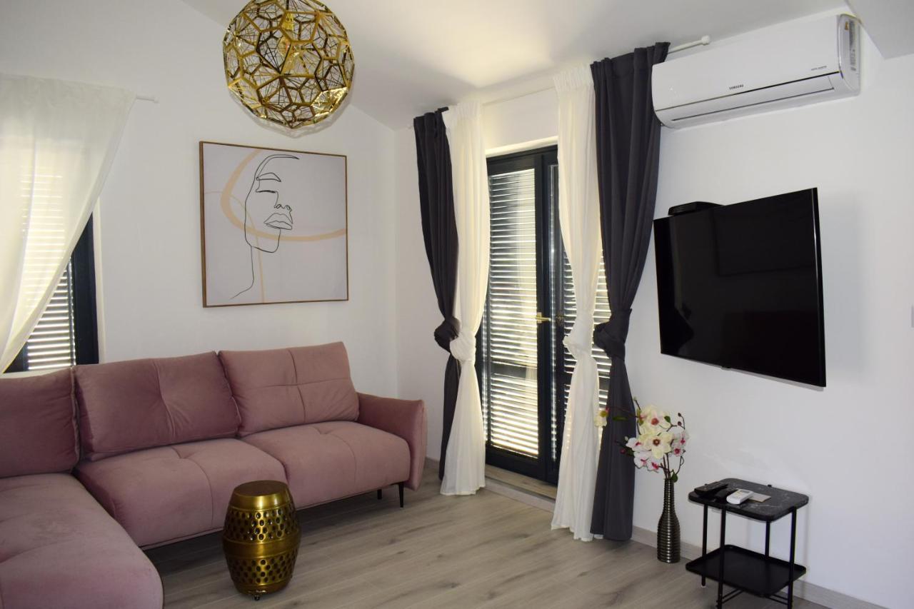 Apartmani Lavin 马林斯卡 外观 照片